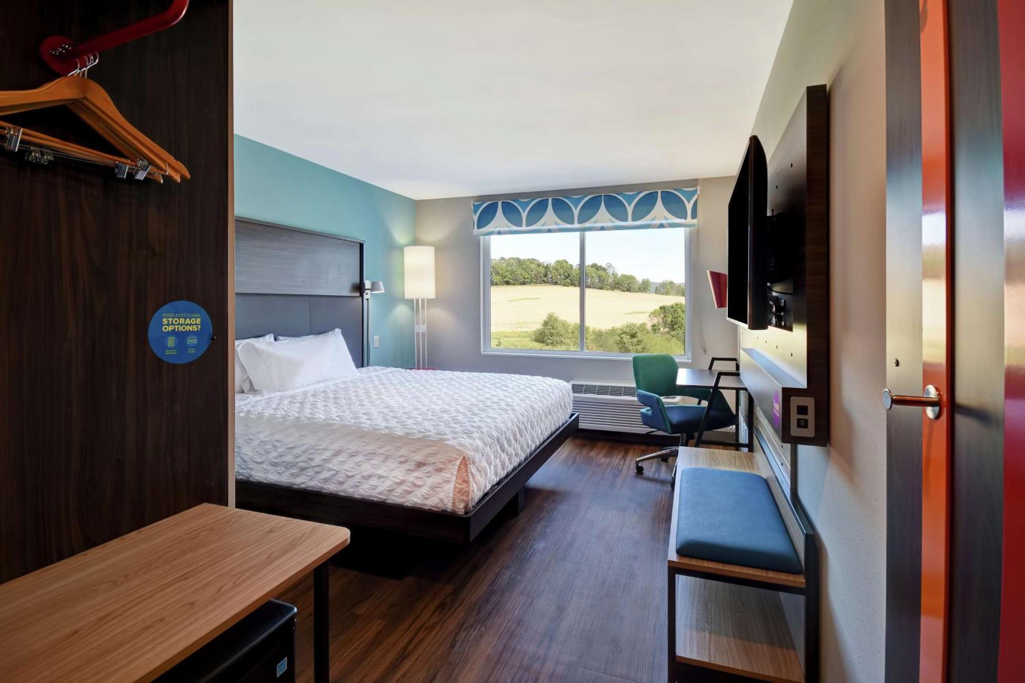 Tru By Hilton Va Hotel 3*
